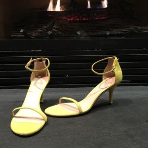 Stuart Weitzman Naked Sol Suede sz11